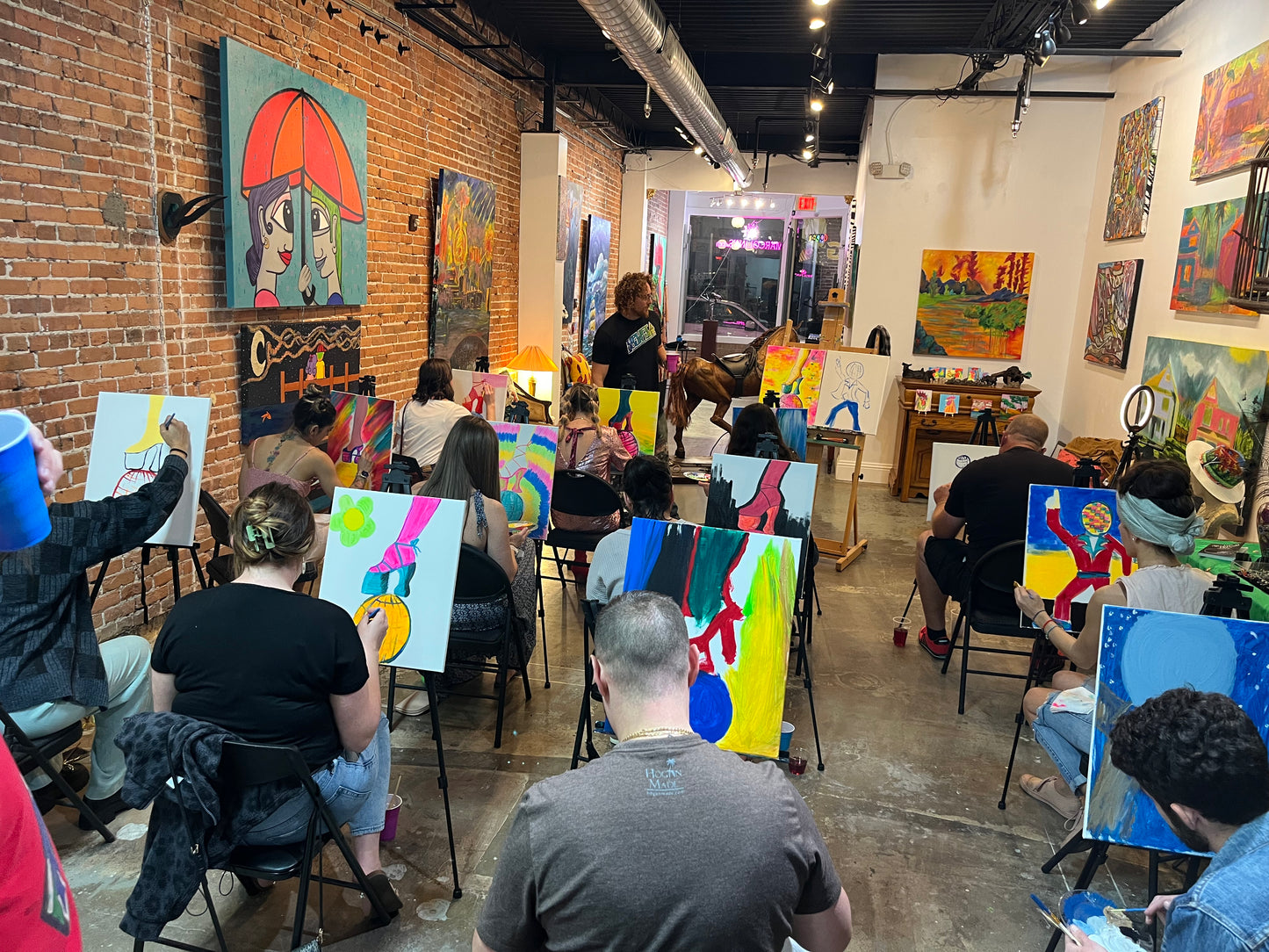 SIP & PAINT – ANYTIME, ANYTIME!