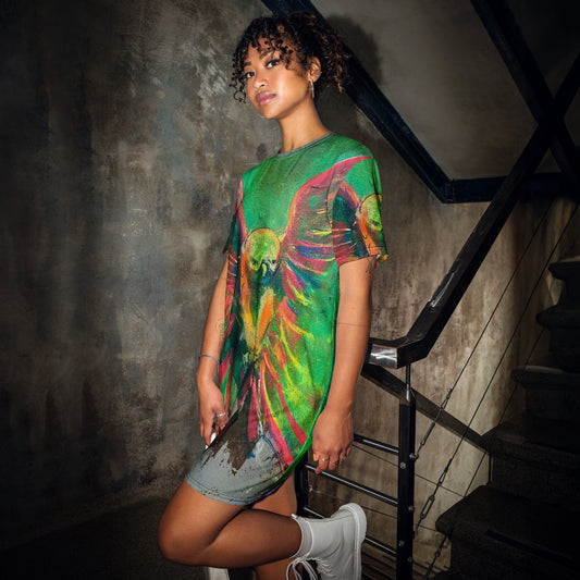 "Parakeet" by Guillo Perez 3 T-shirt Dress